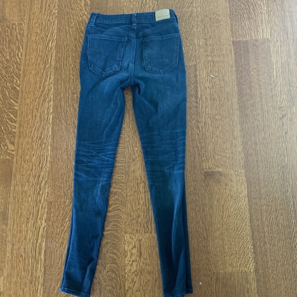 american eagle stretchy skinny jeans - Picture 3 of 3